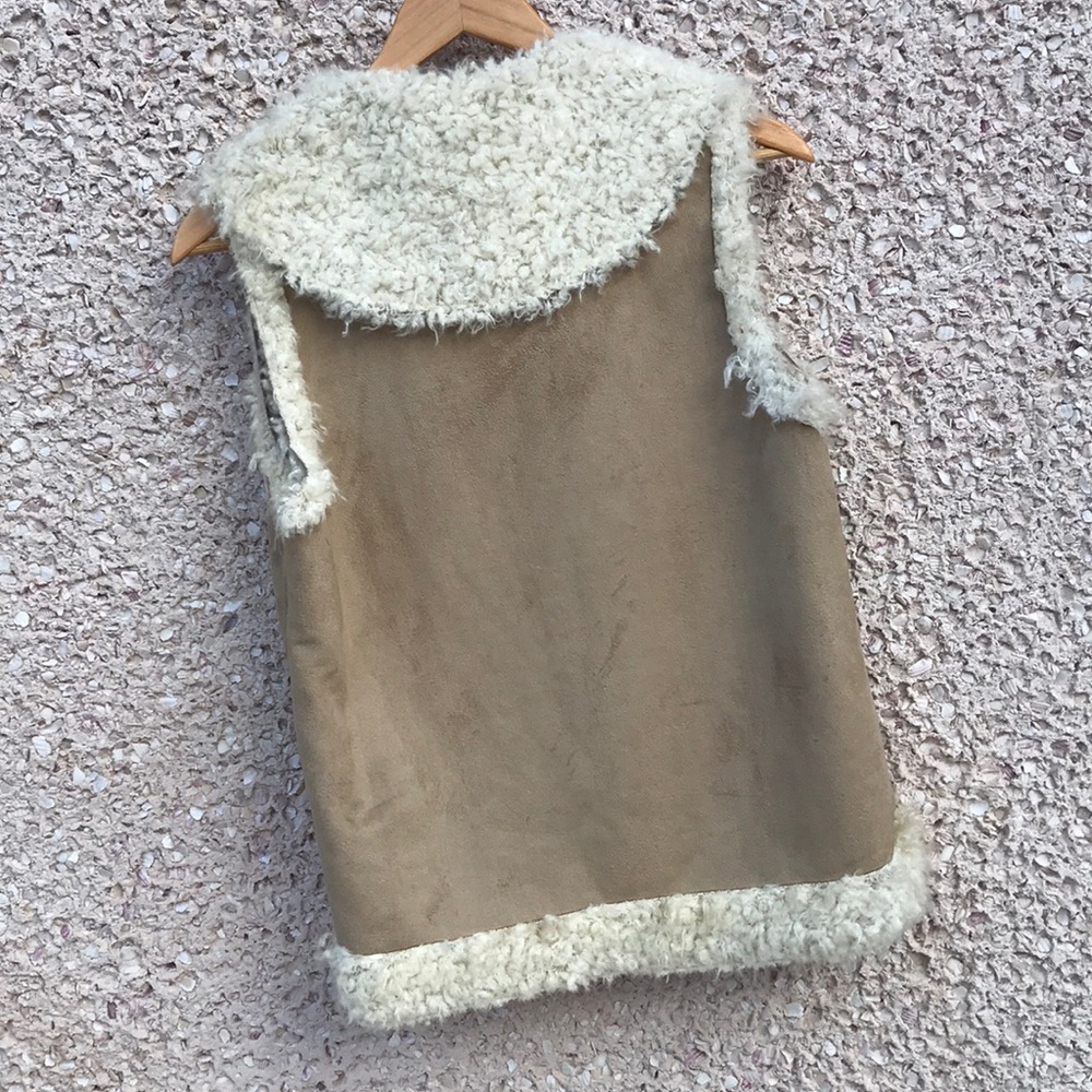 Faux Suede Vest with Furry Lining NWT - Picture 3 of 6
